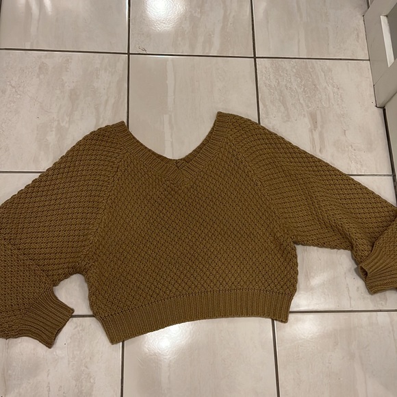 FASHION NOVA SWEATER - matches Lululemon burnt caramel colour bags 💕 - Picture 4 of 4
